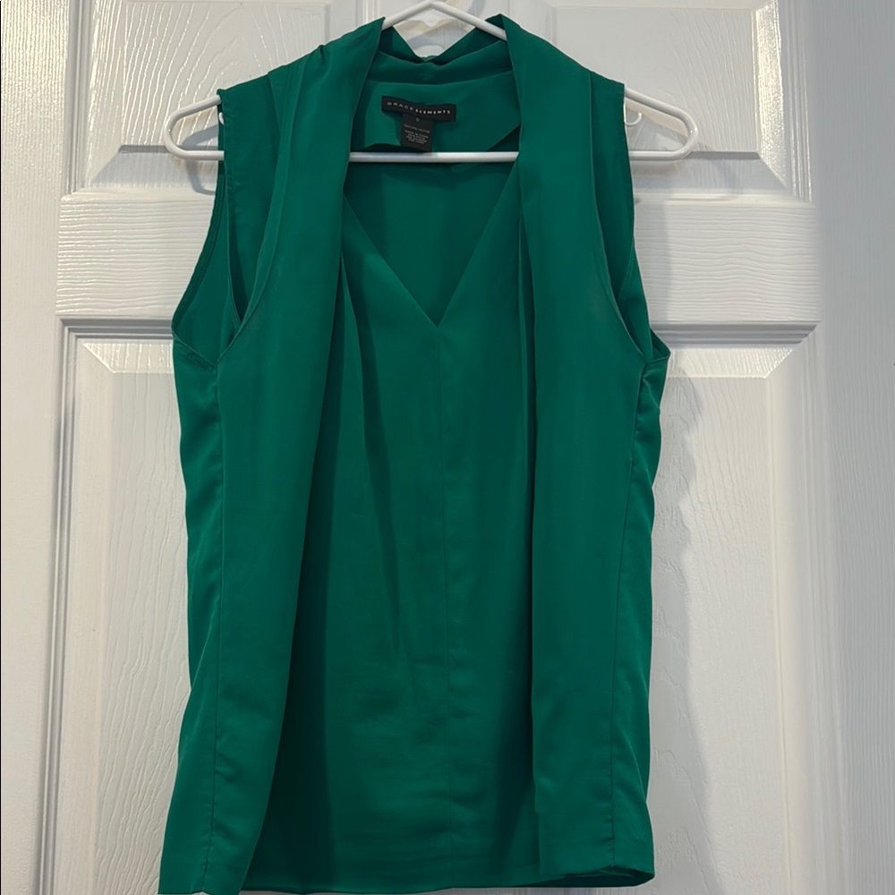 Green Sleeveless Women's Top